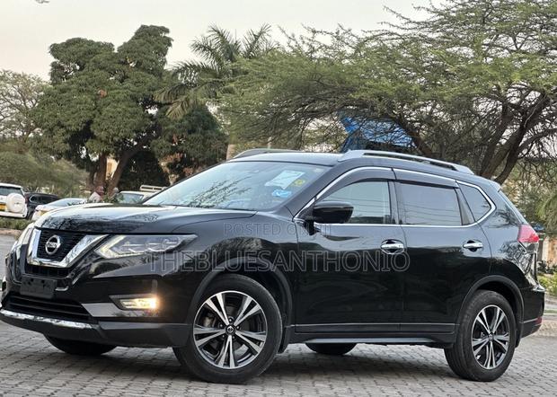 Nissan X-Trail 2.0 Petrol AWD 2019 Black