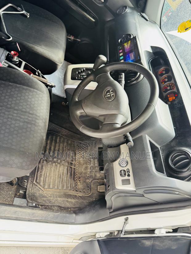 Toyota Corolla Rumion 2013 White