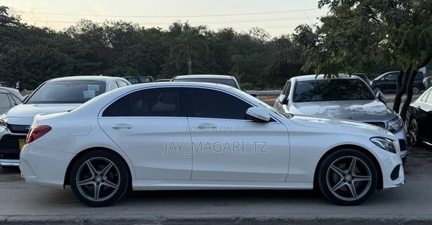 Mercedes-Benz C-Class 2016 White