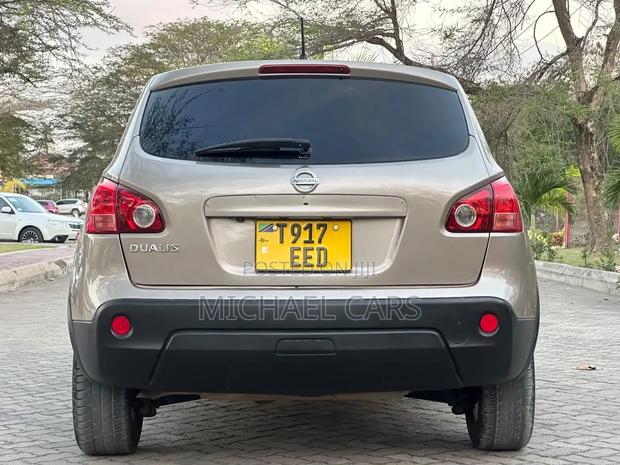 Nissan Dualis 2009 Beige