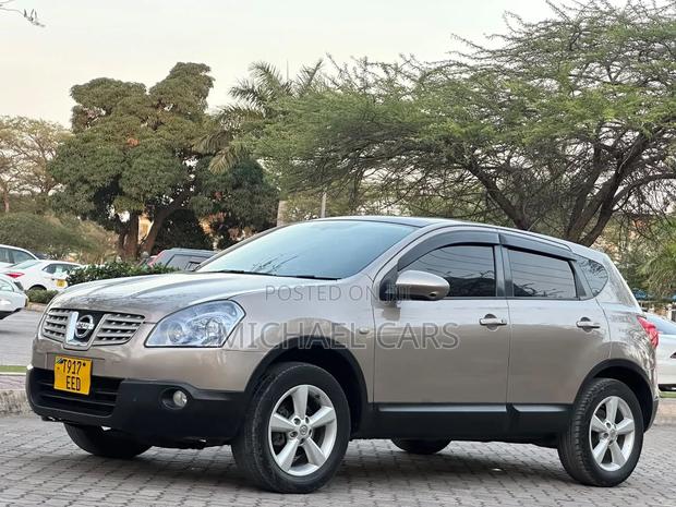 Nissan Dualis 2009 Beige
