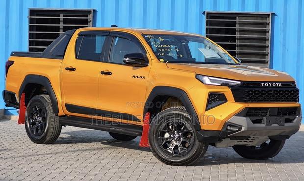New Toyota Hilux GR-S 2026 Orange