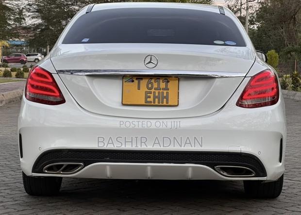Mercedes-Benz C200 2014 White