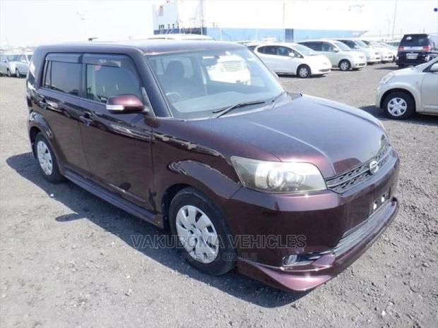 Toyota Corolla Rumion 2010