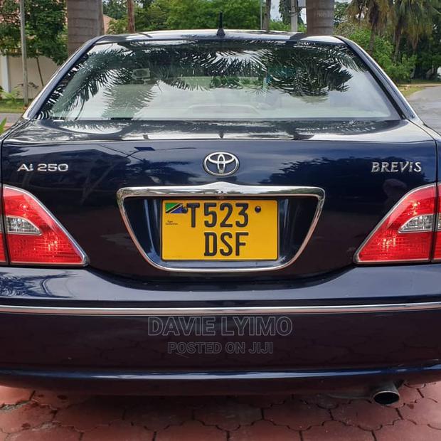 Toyota Brevis 2005 Blue