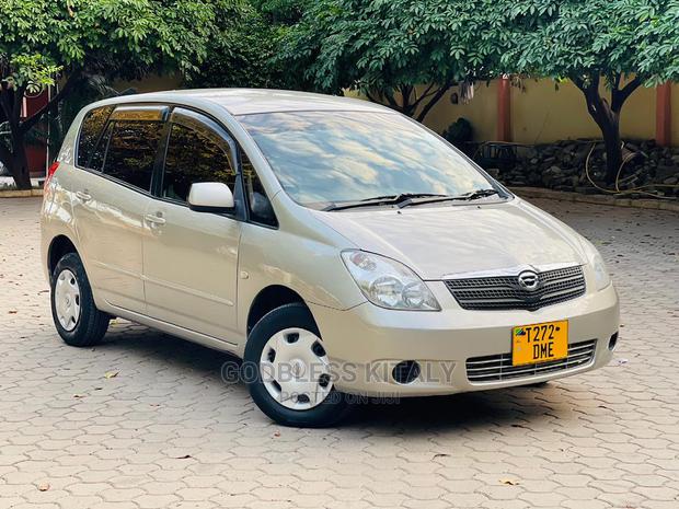 Toyota Corolla Spacio 2004 Beige