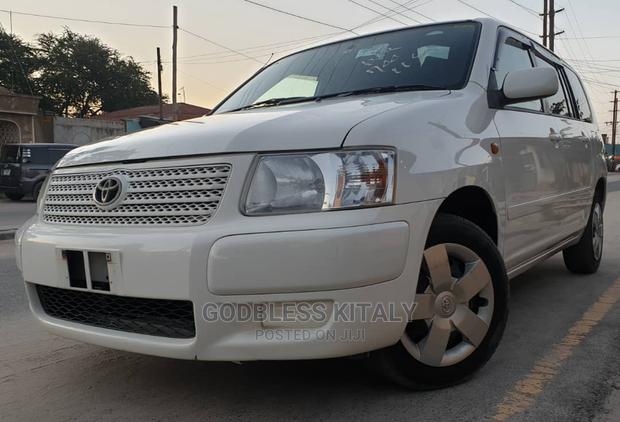 Toyota Probox 2002 White