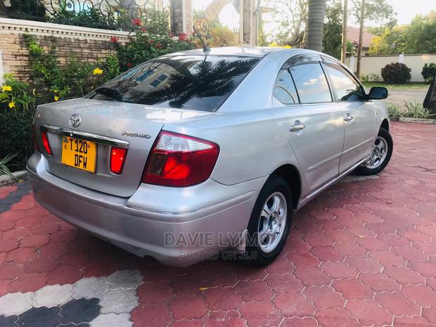 Toyota Corona 2004 Silver