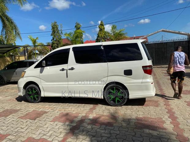 Toyota Alphard 2003 Pearl