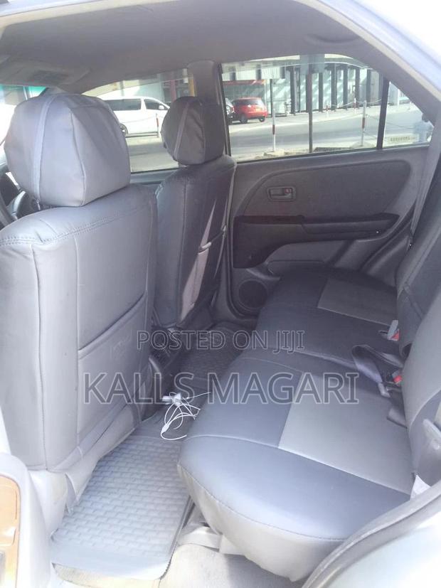 Toyota Harrier 2004 Pearl