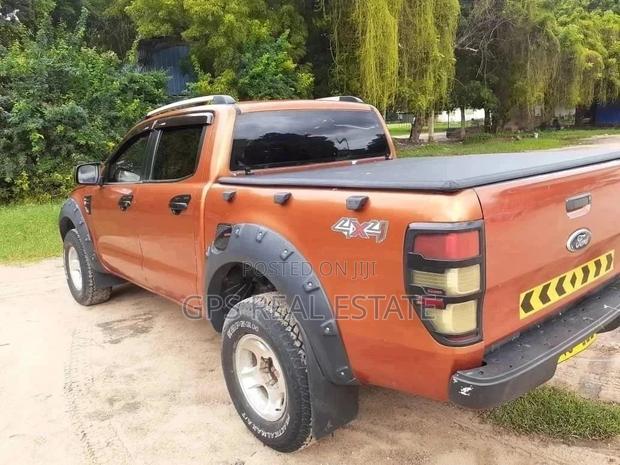 Ford Ranger 2014 Purple