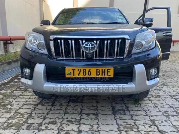 Toyota Land Cruiser 2009 4.7 VX-R Black