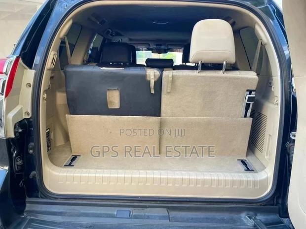 Toyota Land Cruiser 2009 4.7 VX-R Black