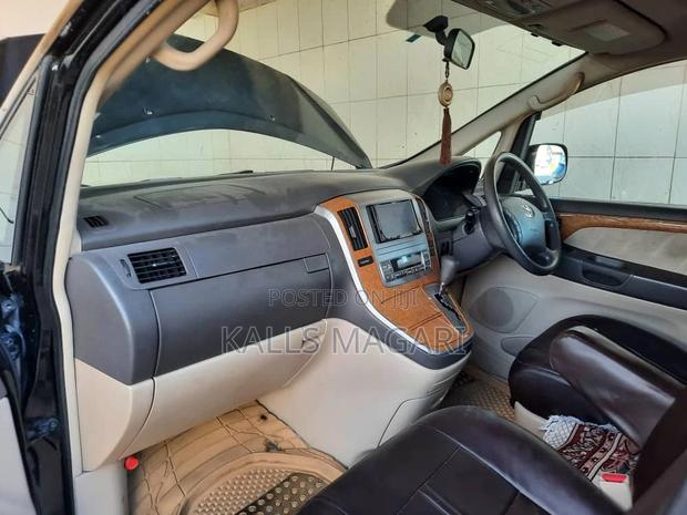Toyota Alphard 2007 Black