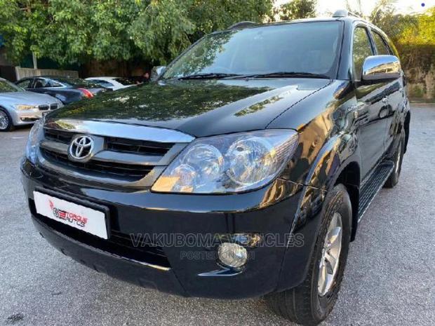Toyota Fortuner 2007 Black