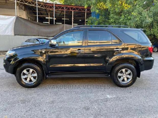 Toyota Fortuner 2007 Black