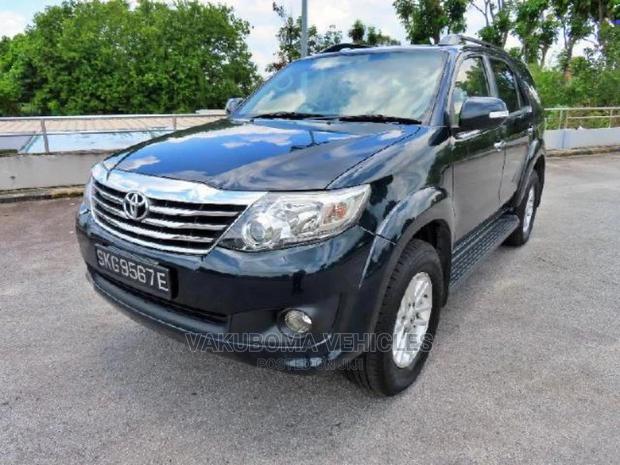 Toyota Fortuner 2012 Gray