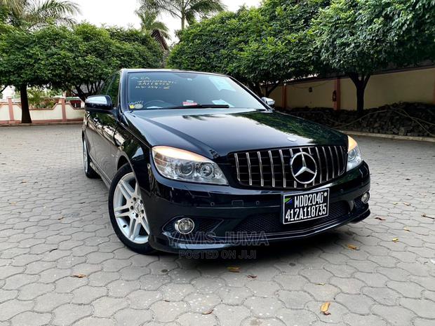 Mercedes-Benz C200 2008 Black