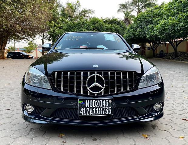 Mercedes-Benz C200 2008 Black