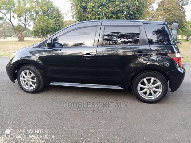 Toyota IST 2004 Black