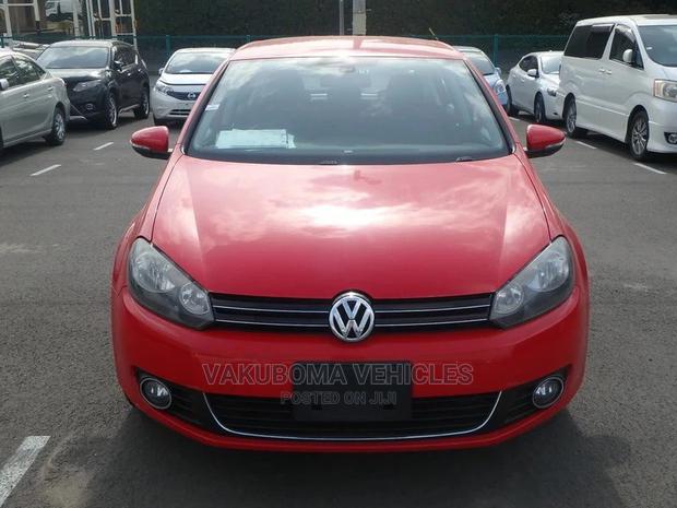Volkswagen Golf 2010 Red