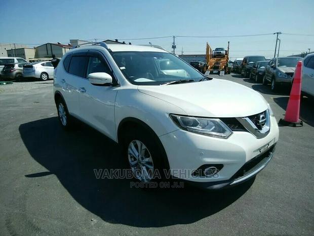 Nissan X-Trail 2014 White