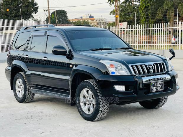Toyota Land Cruiser Prado 2007 Black