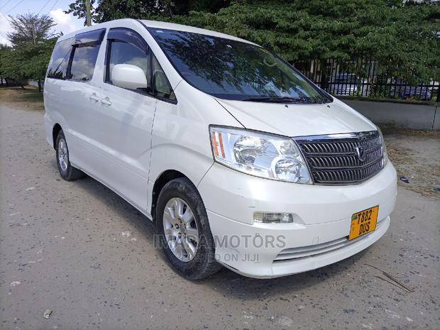 Toyota Alphard 2005 White
