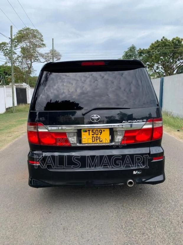 Toyota Alphard 2006 Black