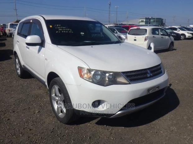 Mitsubishi Outlander 2007 White