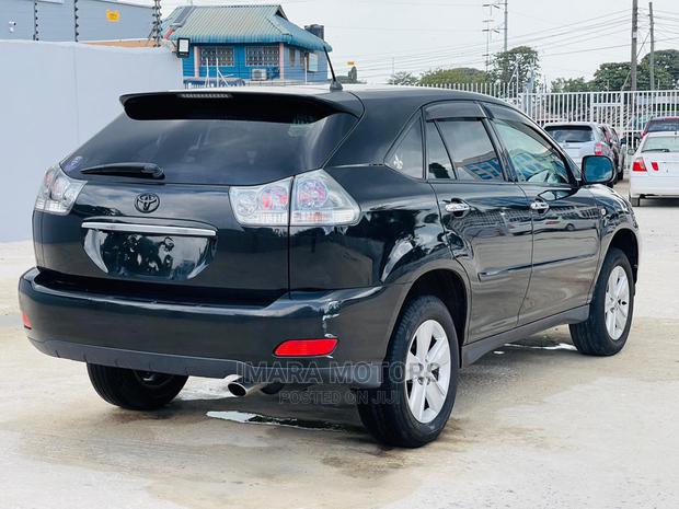 Toyota Harrier 2004 Black