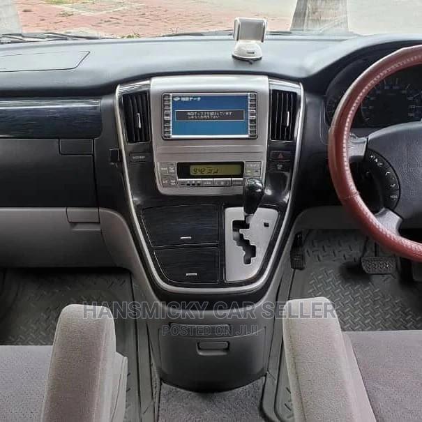 Toyota Alphard 2006 White