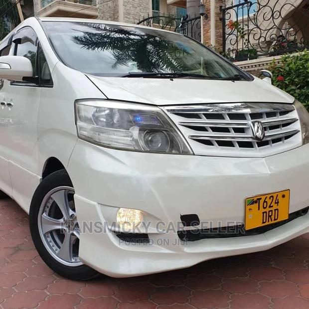 Toyota Alphard 2006 White