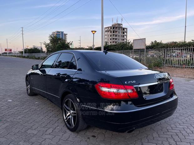 Mercedes-Benz E250 2011