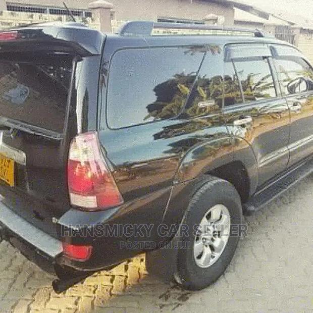 Toyota Hilux Surf 2005 Black