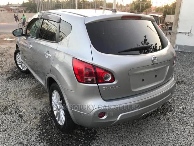 Nissan Dualis 2008 Gray