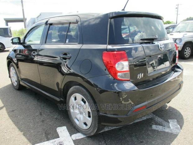 Toyota IST 2008 Black