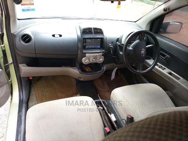 Toyota Passo 2004 Green