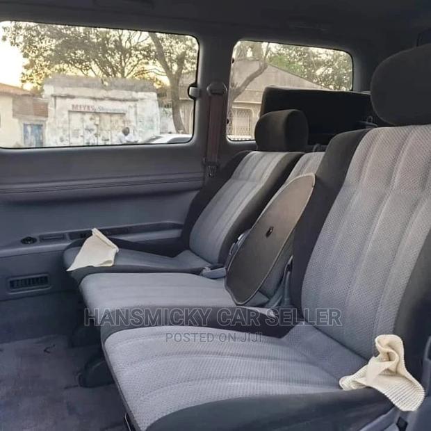 Toyota Noah 2005 White