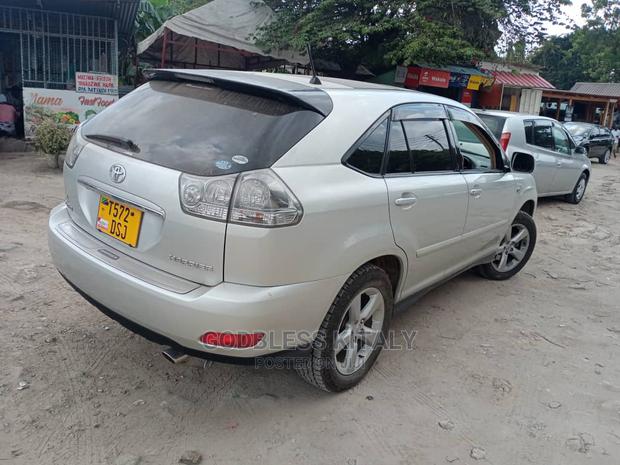 Toyota Harrier 2005 Silver