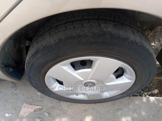 Toyota IST 2004 Gold