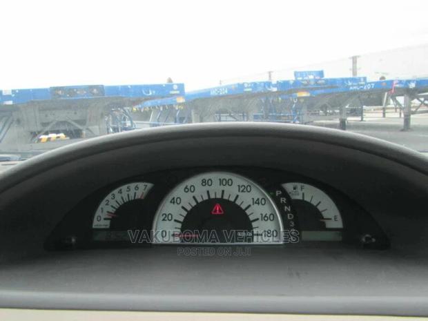Toyota Raum 2006 Silver