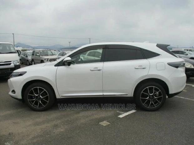 Toyota Harrier 2014 White