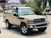 Toyota Land Cruiser 2011 Gold for sale