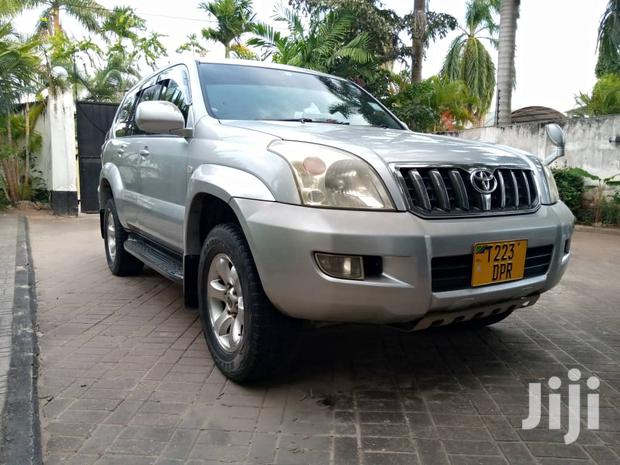 Toyota Land Cruiser Prado 2006 Gray