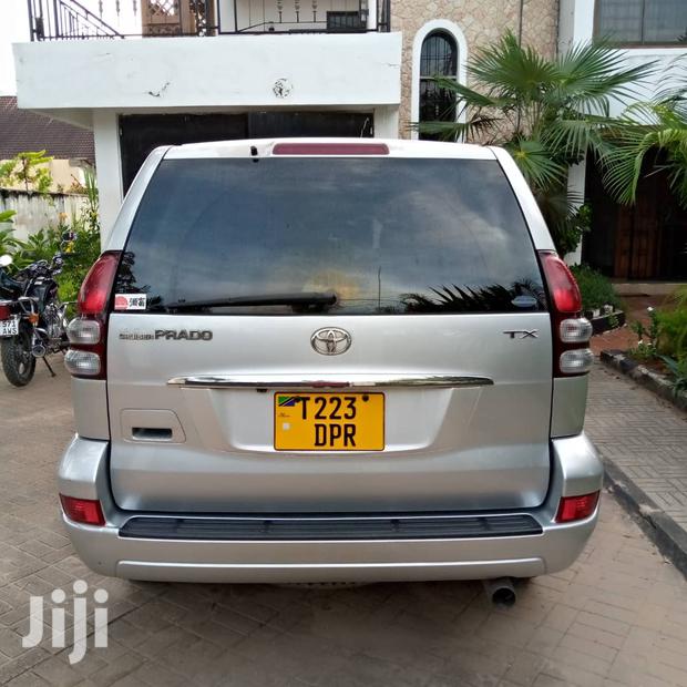 Toyota Land Cruiser Prado 2006 Gray