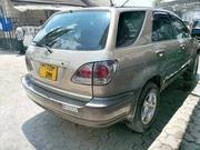 Toyota Harrier 2001 Gold for sale