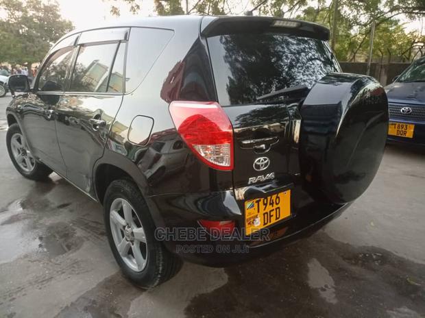 Toyota RAV4 2004 Black