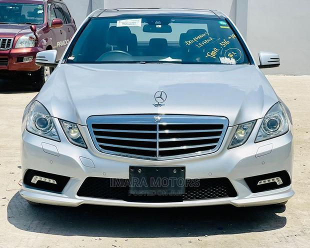 Mercedes-Benz E250 2011 Gray