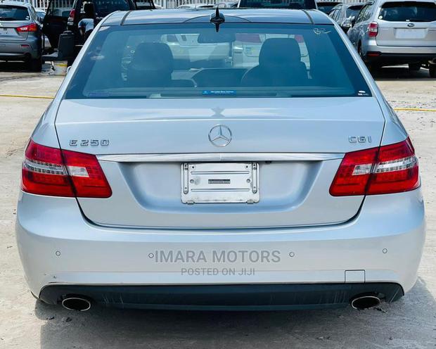 Mercedes-Benz E250 2011 Gray